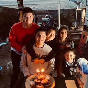 Meet your Posher, Marcos